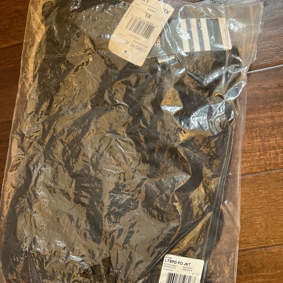 Adidas Men's Climate Control Black T-Shirt LS - Picture 10 of 10